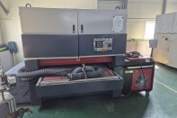 와이드 샌더 4자