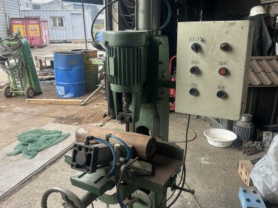 1축공압식각끌기