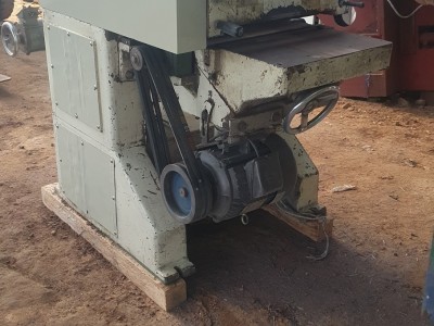 자동이면대패기계